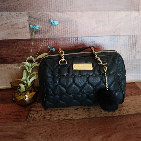Betsey Johnson Handbags - *Betsey Johnson quilted hearts*